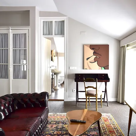 Palacete Chafariz Del Rei - By Unlock